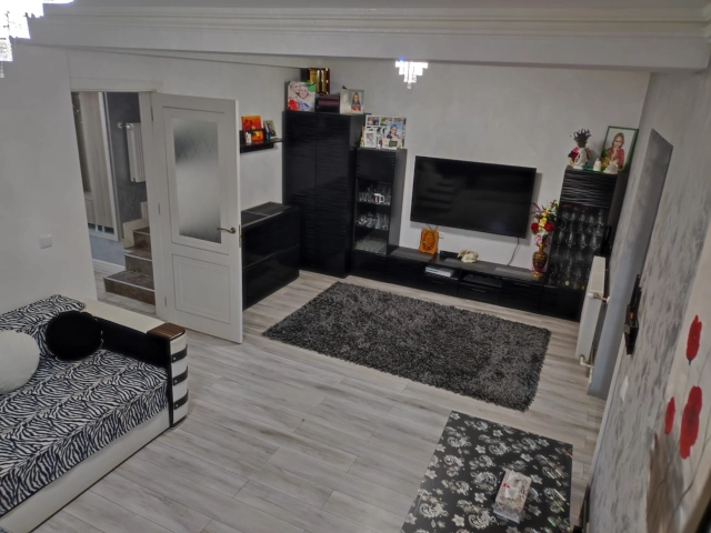 Casa 4 camere - Nicolina